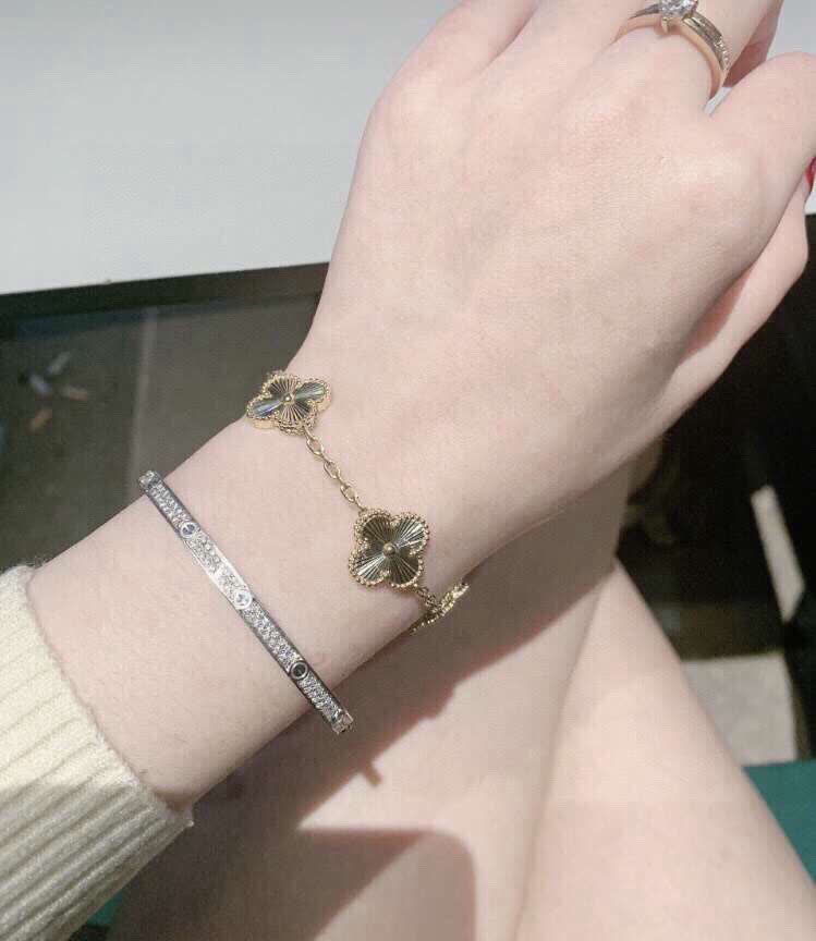 Van Cleef & Arpels Vintage Alhambra Bracelet